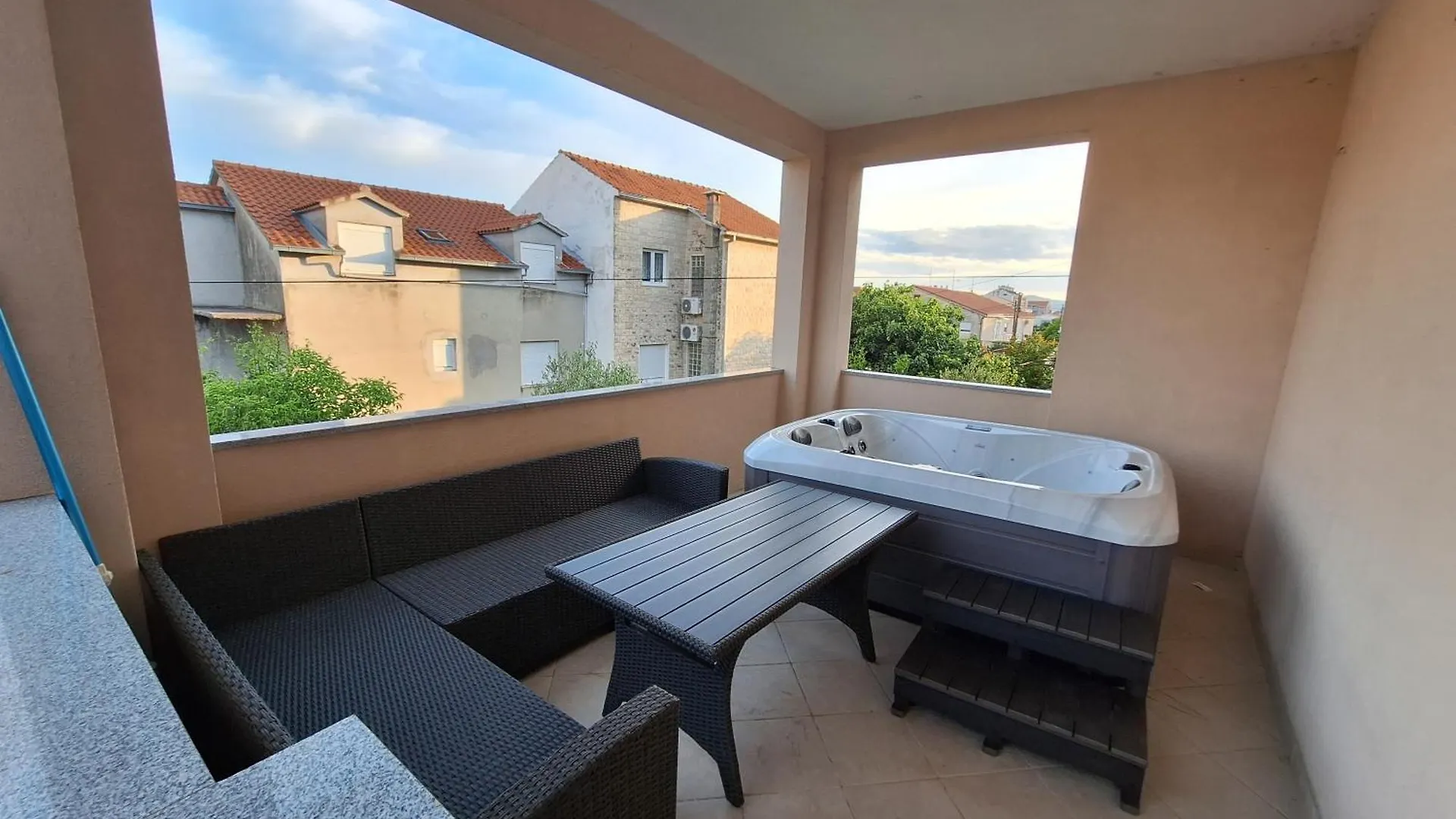 Apartments Kapelica Trogir 0*,  Croatia