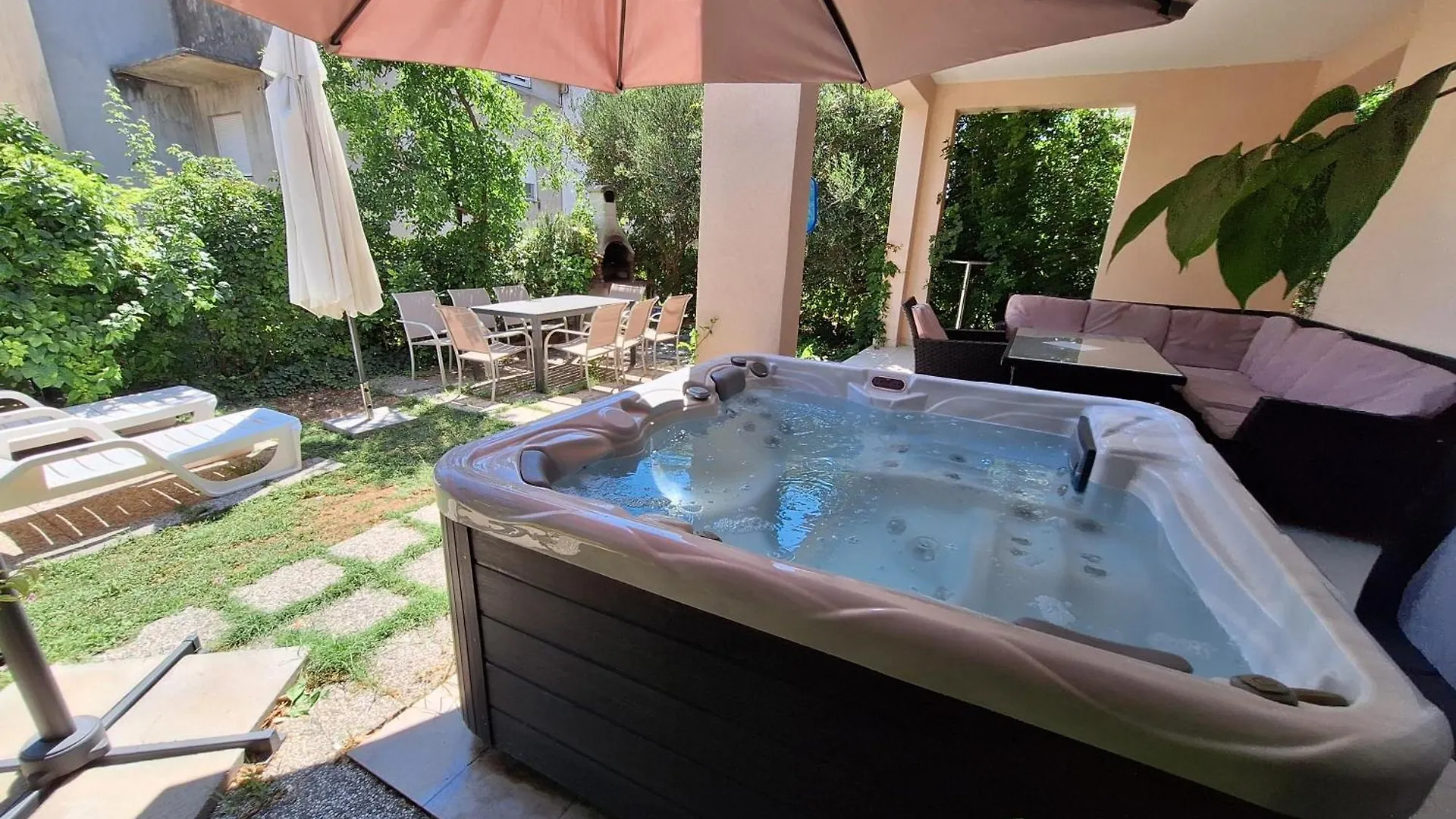 Apartments Kapelica Trogir Croatia