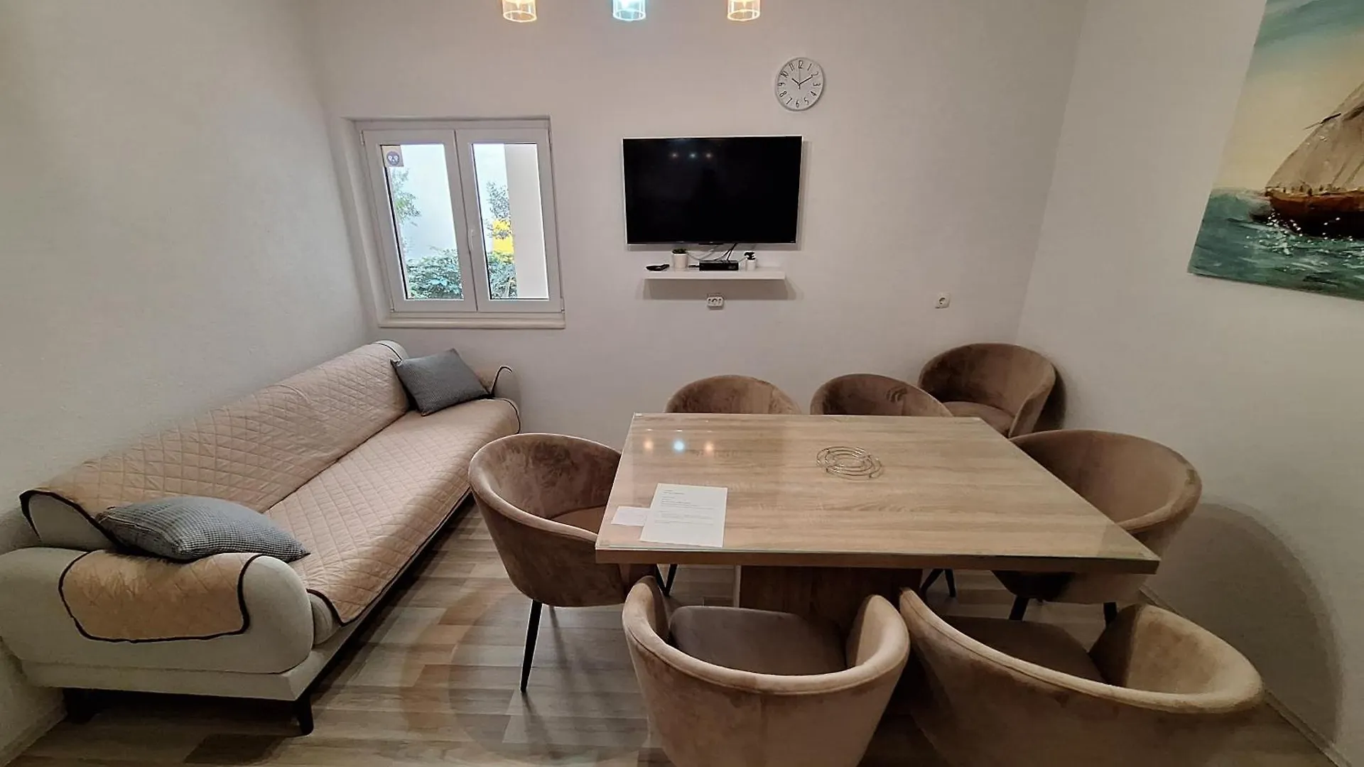 Apartments Kapelica Trogir